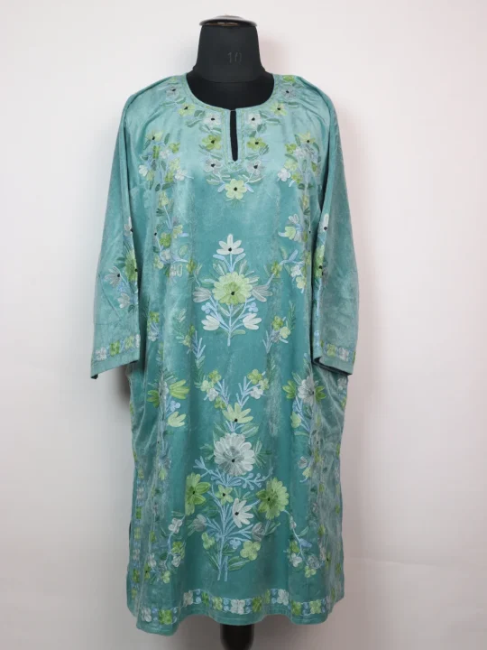 Sea Green Kashmiri Velvet Pheran with Aari Embroidery | Mahnoor