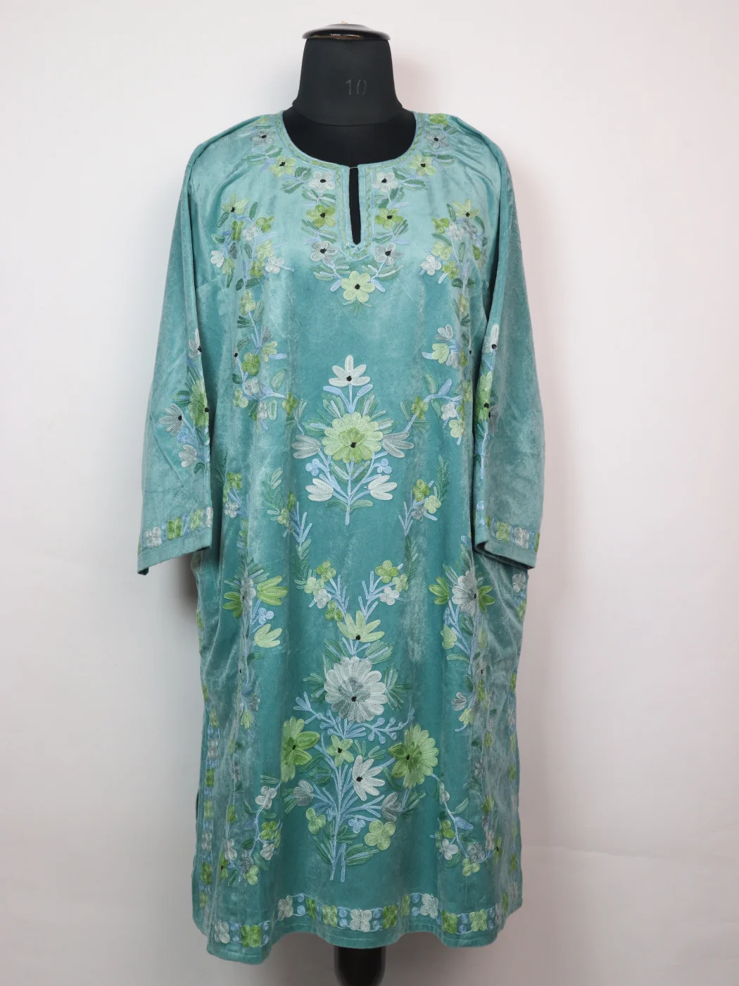 Sea Green Kashmiri Velvet Pheran with Aari Embroidery | Mahnoor