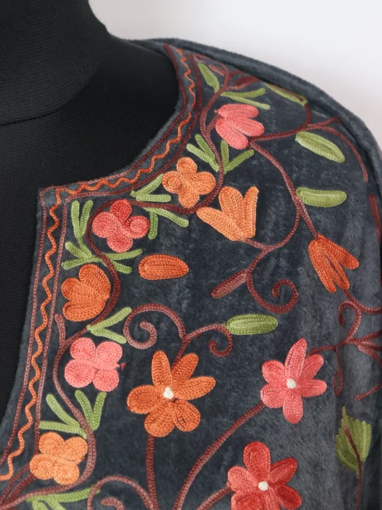 Grey Kashmiri Pheran In Velvet with Aari Embroidery | Sahar - Image 3