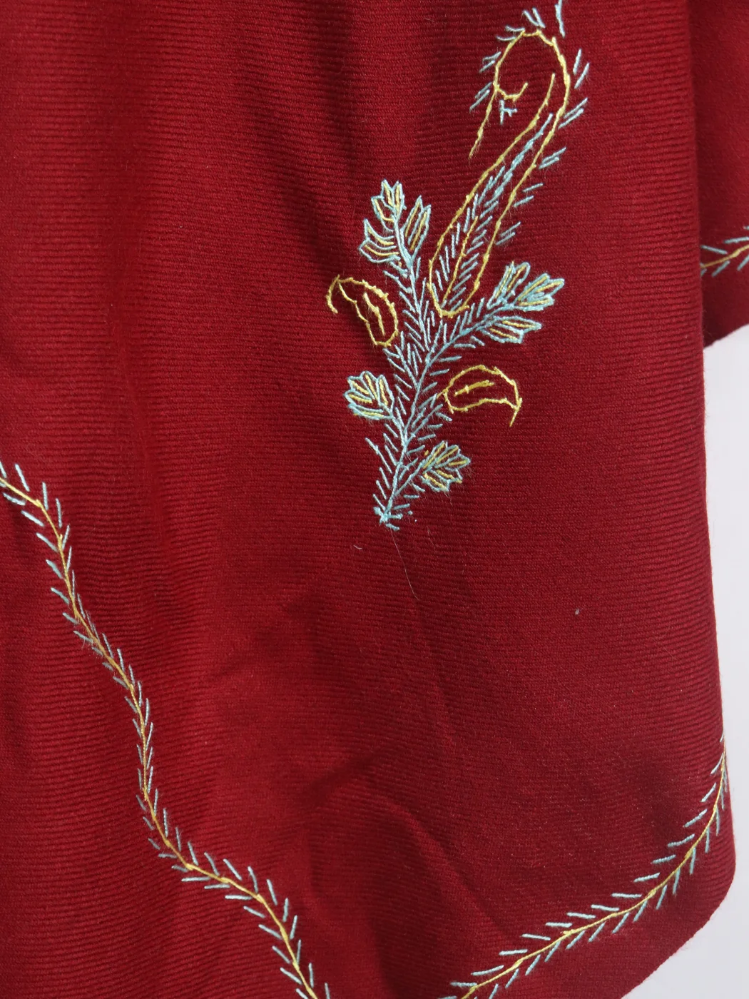 Khurshida Kashmiri Shawl With Hand Sozni Embroidery in Red Cashmilon - Image 3