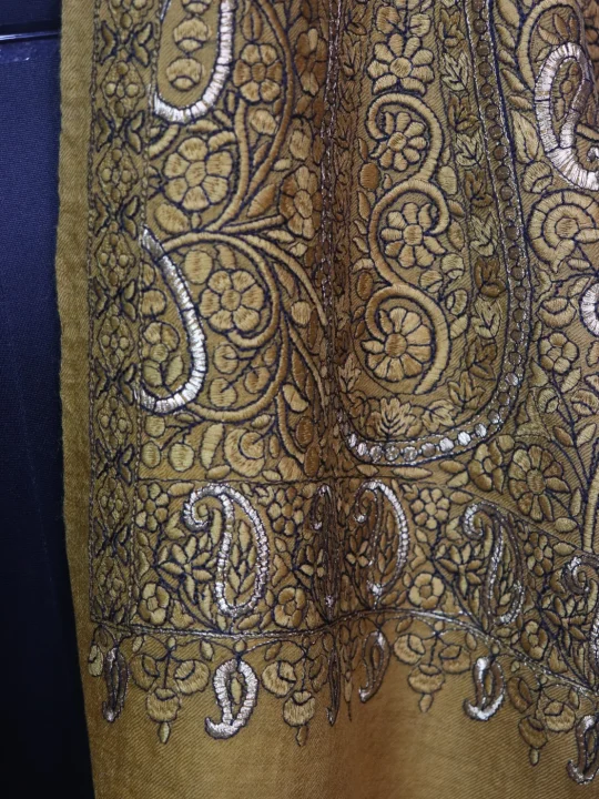 Kashmiri Shawl for Women in Mustard Toosha Wool with Sozni and Zari Work | Nisa - Image 3