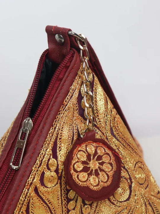 Samira Kashmiri Silk Triangle Bag With Botte Tilla Work | Wine - Image 2