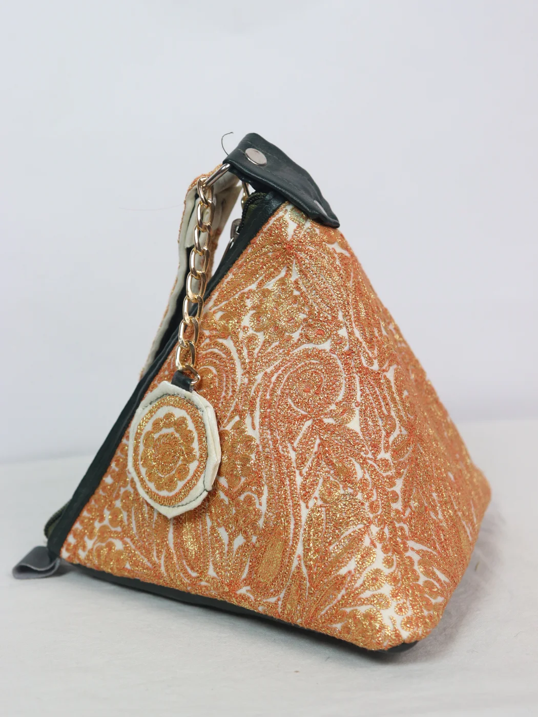Noor Kashmiri Silk Triangle Bag With Botte Tilla Work | White