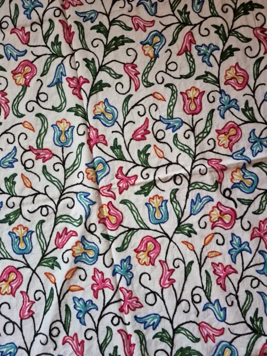 Madiha Kashmiri Sofa Throw Cover In Hand Crewel Embroidery - Image 4