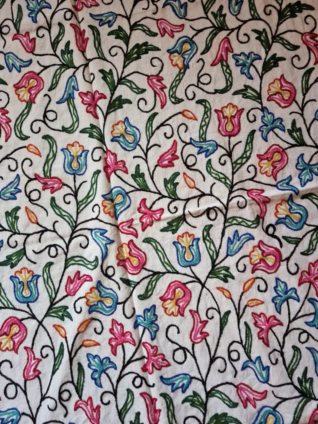 Madiha Kashmiri Sofa Throw Cover In Hand Crewel Embroidery - Image 4