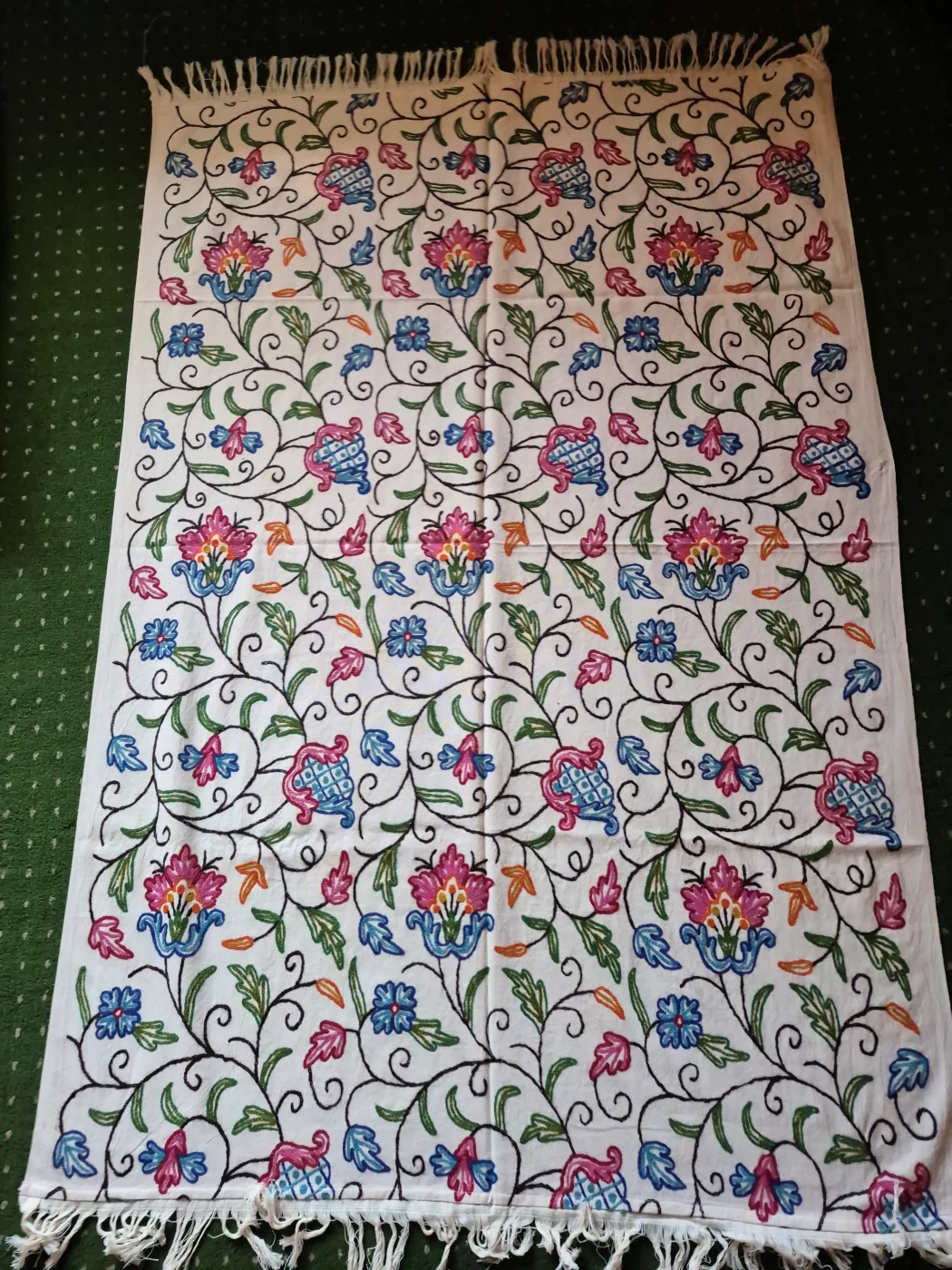 Aqsa Kashmiri Sofa Throw Cover In Hand Crewel Embroidery - Image 2