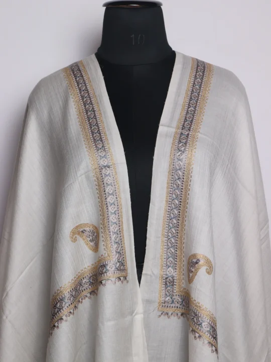 Shamima Kashmiri Stole In Fine Wool With Aari Nalki Work | Off White - Image 2