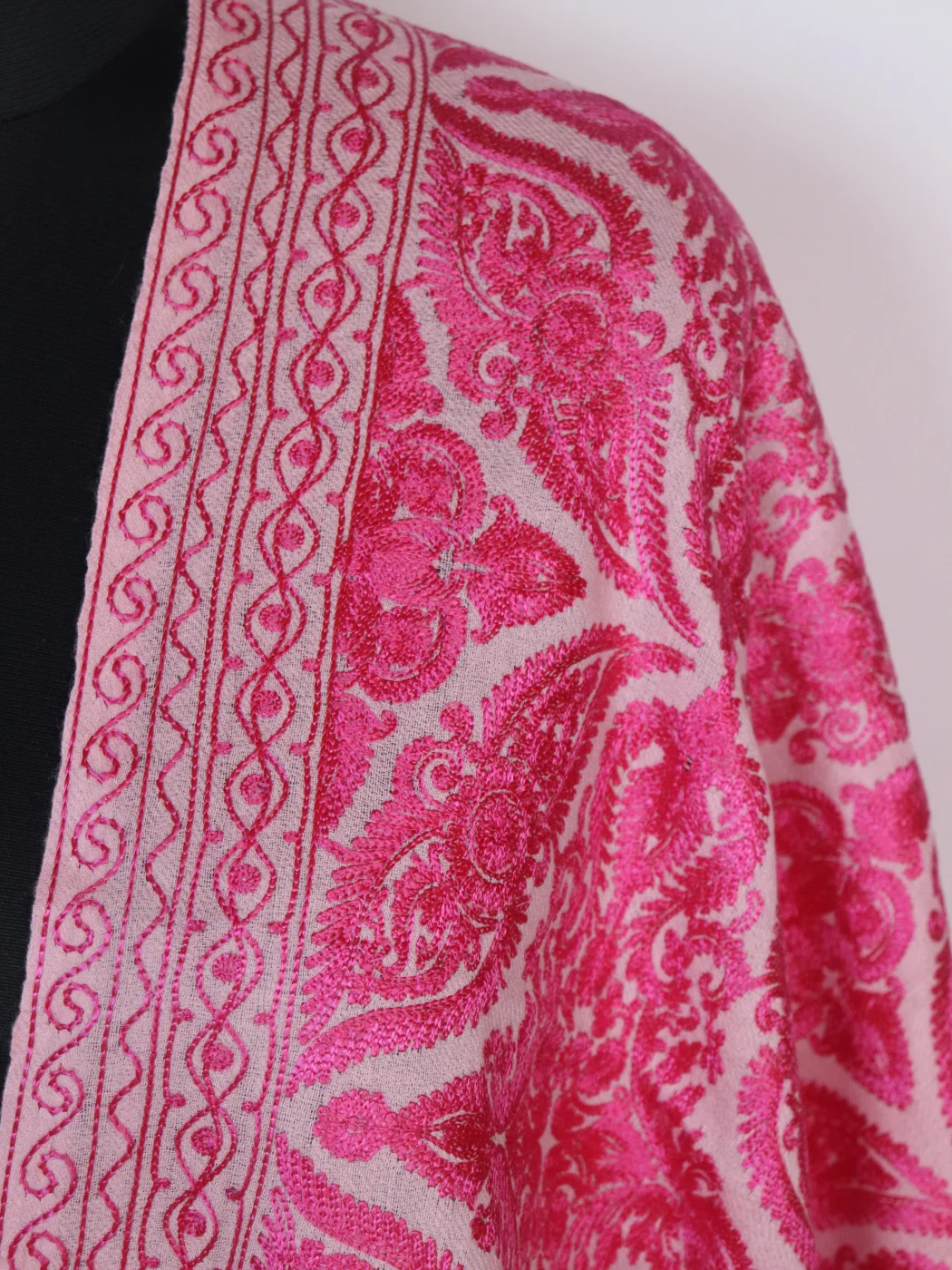 Kashmiri Stole Arwa With Aari Embroidery in Pink Polywool - Image 3