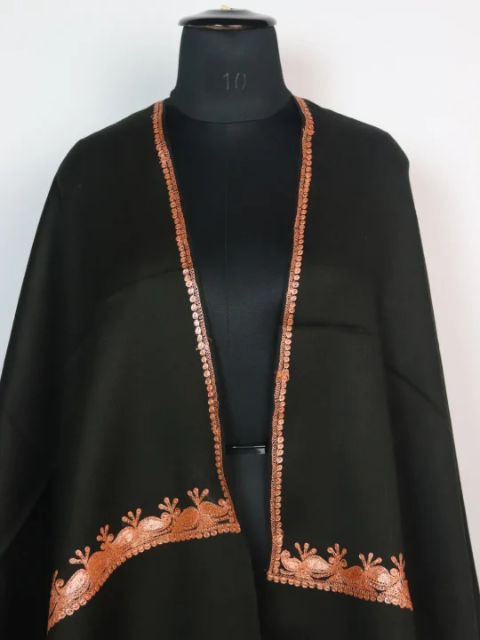 Kashmiri Stole in Black Pure Wool With Botte Tilla Work | Haneen - Image 2