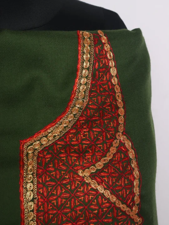 Huda Kashmiri Suit In Wool With Hand Sozni Tilla Work And Dupatta 3Pc | Green - Image 3
