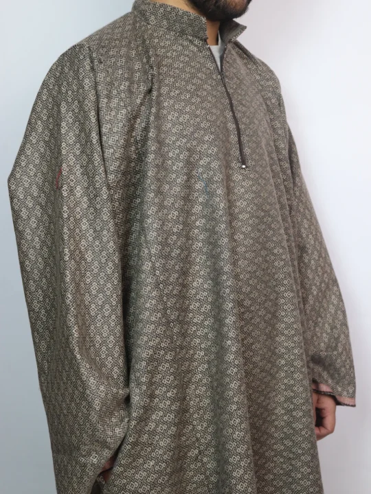 Sahir Kashmiri Tweed Pheran for Men - Image 2