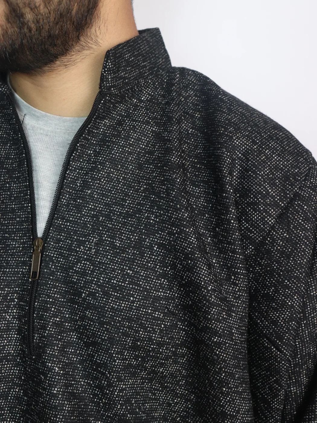 Yawar Kashmiri Black Tweed Pheran for Men - Image 3
