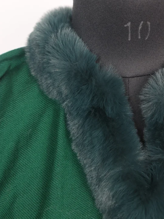 Rida Kashmiri Pheran in Cashmilon with Fur | Green - Image 3