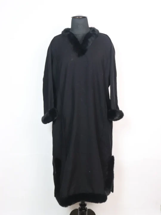 Kashmiri Pheran Black in Cashmilon with Fur | Rida