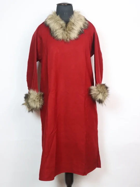 Kashmiri Pheran in Red Cashmilon with Fur | Rida