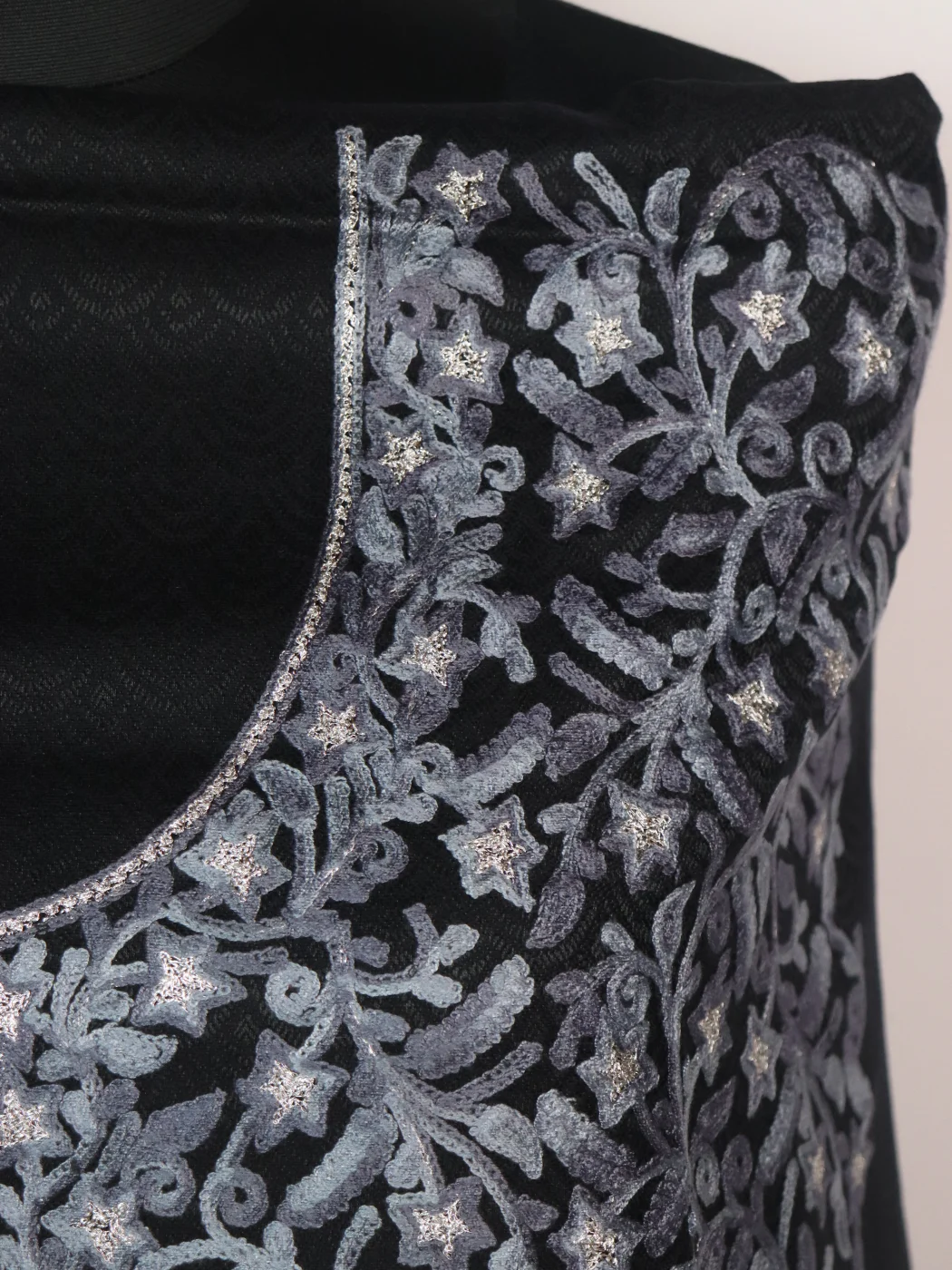 Black Kashmiri Woolen Suit In Aari And Zari Jaal Work With Dupatta 3Pc | Suhana - Image 3