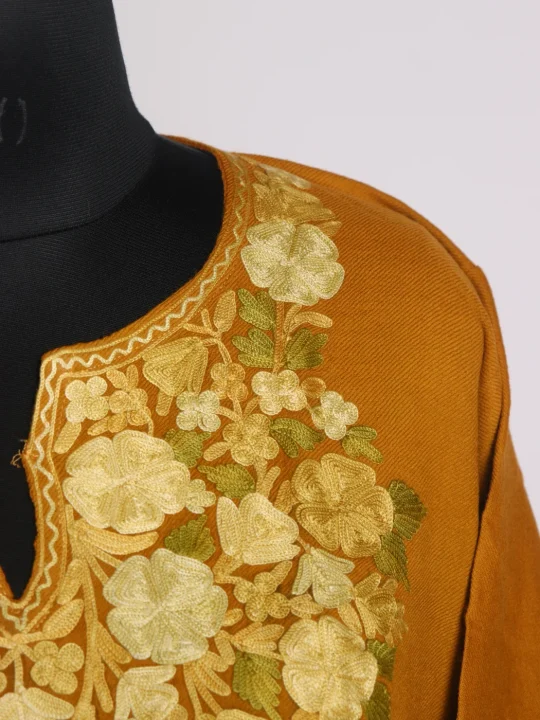 Mustard Kashmiri Pheran In Raffal Wool With Aari Embroidery | Mahroosh - Image 3