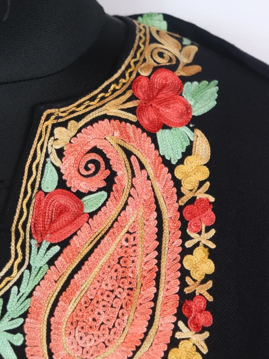 Kashmiri Pheran In Black Cashmilon wool With Aari Embroidery | Maliha - Image 3