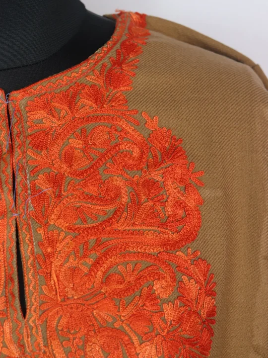 Minaal Kashmiri Pheran in Cashmilon with Aari Work | Beige - Image 3