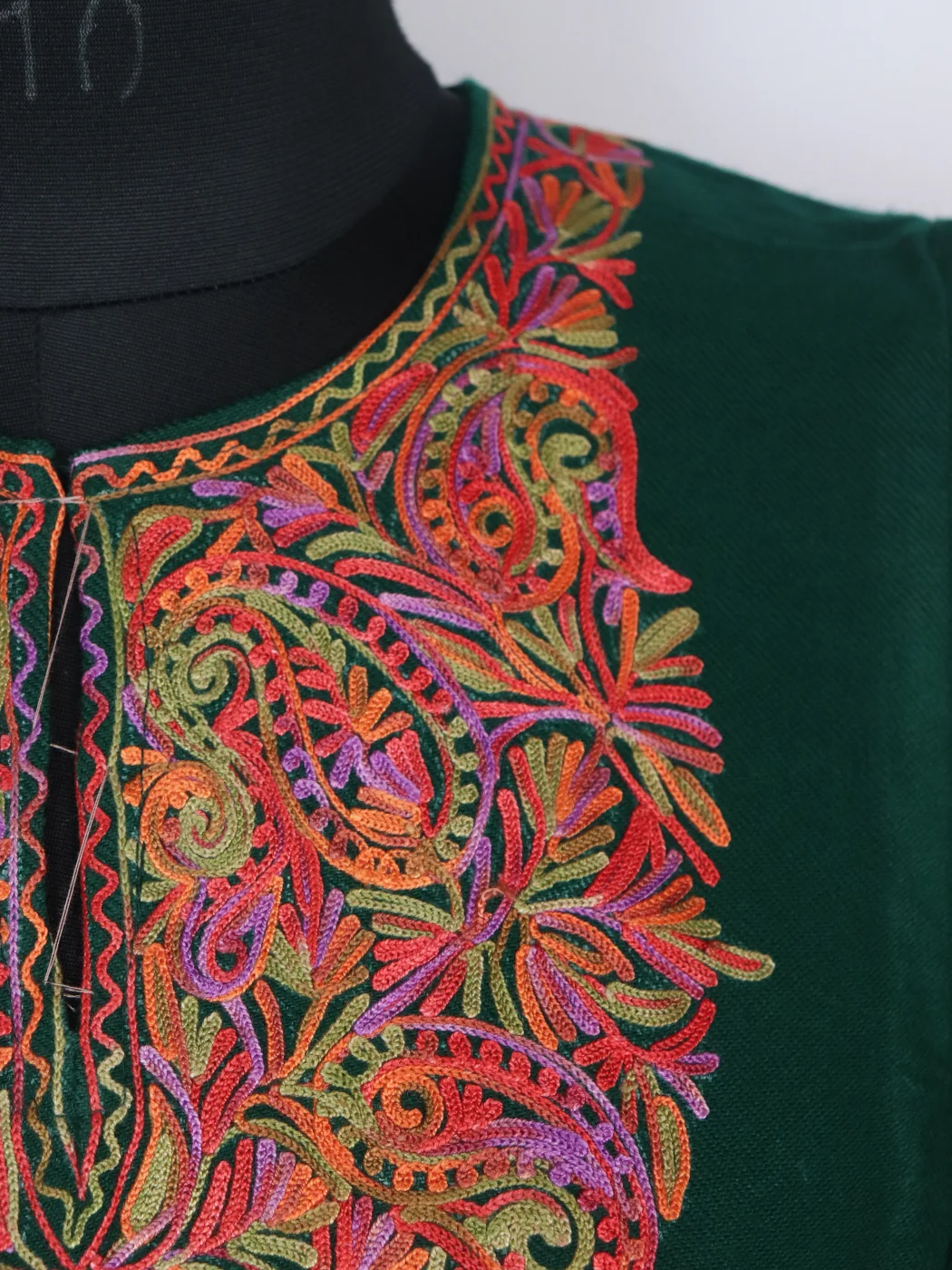 Minaal Kashmiri Pheran in Cashmilon with Sleeve Point Aari Embroidery | Dark Green - Image 3