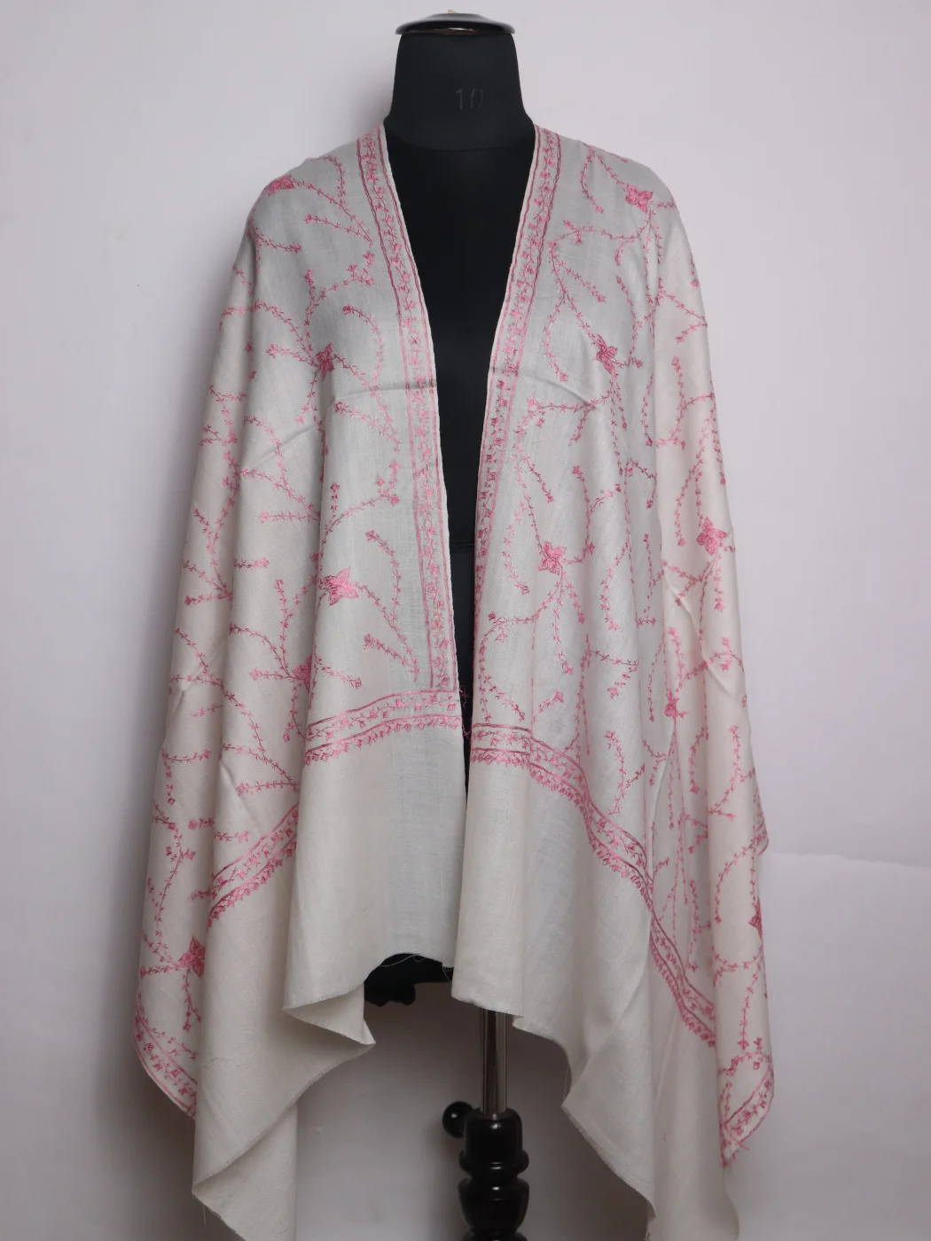 White Kashmiri Stole In Polywool With Hand Sozni | Nabila