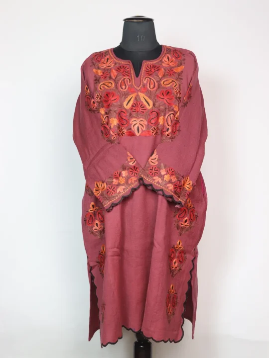 Pink Kashmiri Pheran In Scalping Raffal Wool With Aari Embroidery | Zohra