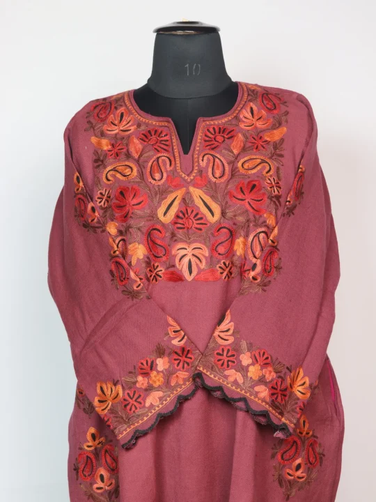 Pink Kashmiri Pheran In Scalping Raffal Wool With Aari Embroidery | Zohra - Image 2