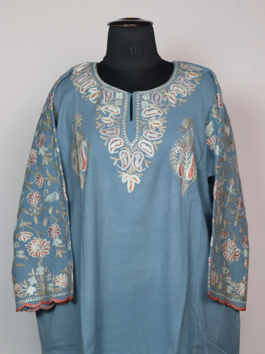 Blue Kashmiri Pheran In Scalping Raffal Wool With Aari Embroidery | Zohra - Image 2