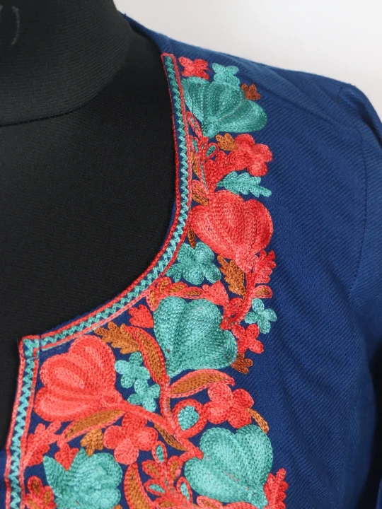 Royal Kashmiri Pheran In Blue Cashmilon wool With Aari Embroidery | Siyam - Image 3