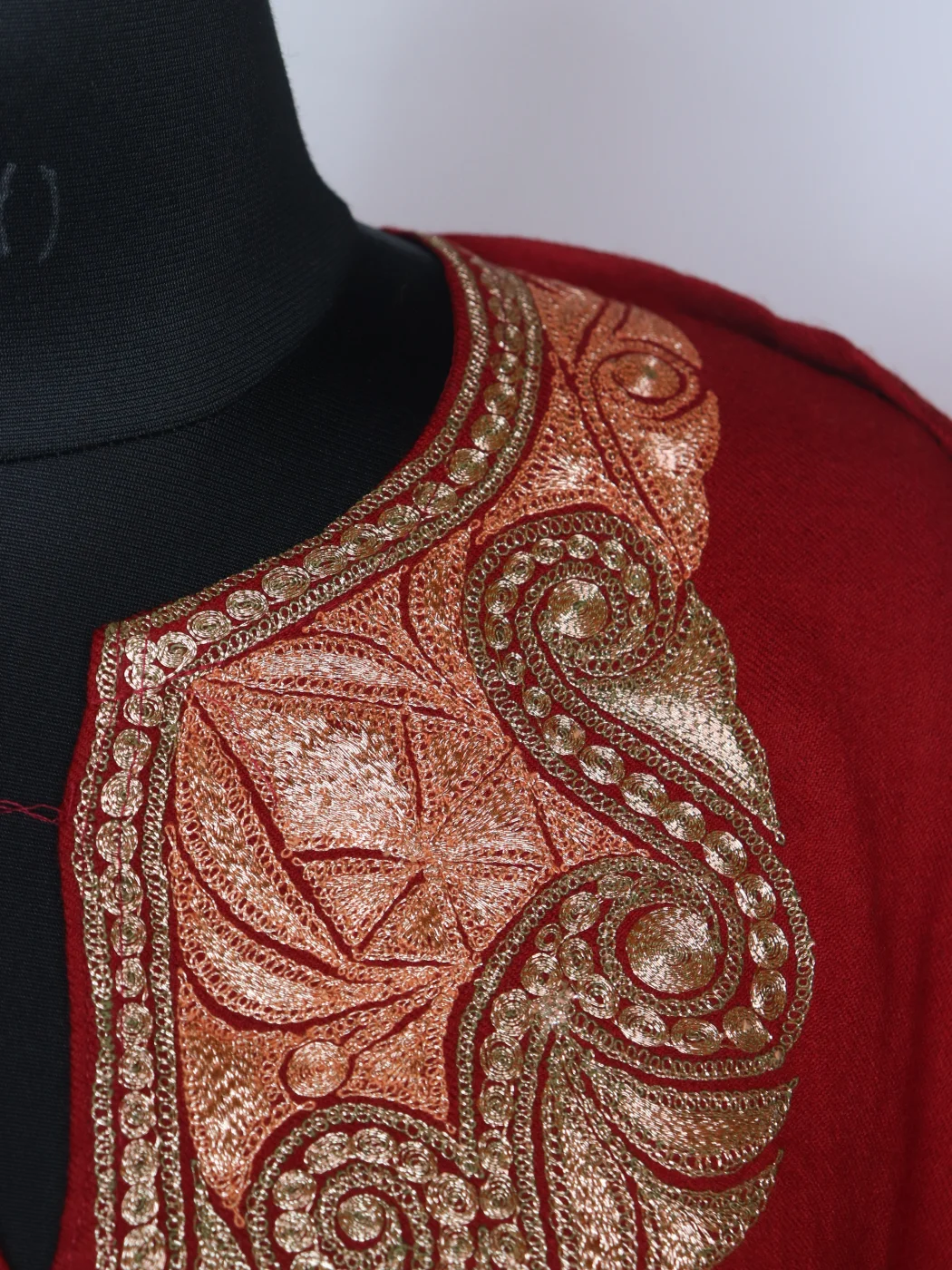 Shazia Kashmiri Pheran In Raffal Wool With Botte Tilla Embroidery | Red - Image 3