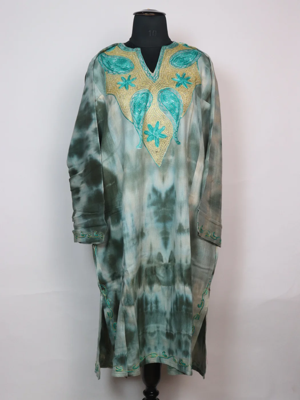 Rutba Kashmiri Pheran In Tie n Dye Cashmilon With Aari And Zari Work | Green