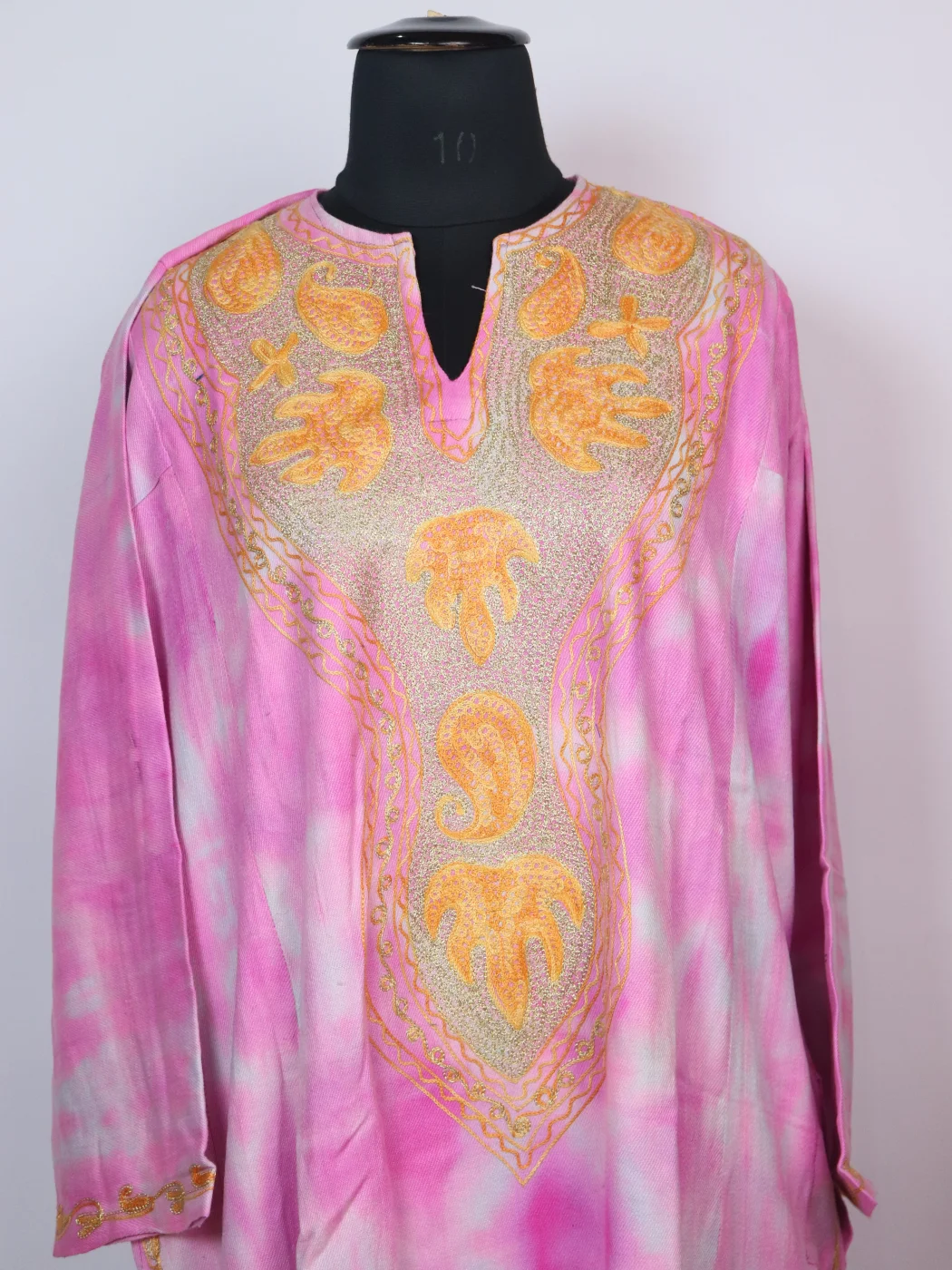 Rutba Kashmiri Pheran In Tie n Dye Cashmilon With Aari And Zari Work | Purple - Image 2