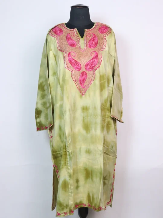 Green Kashmiri Pheran In Tie n Dye Cashmilon With Aari And Zari Work | Rutba