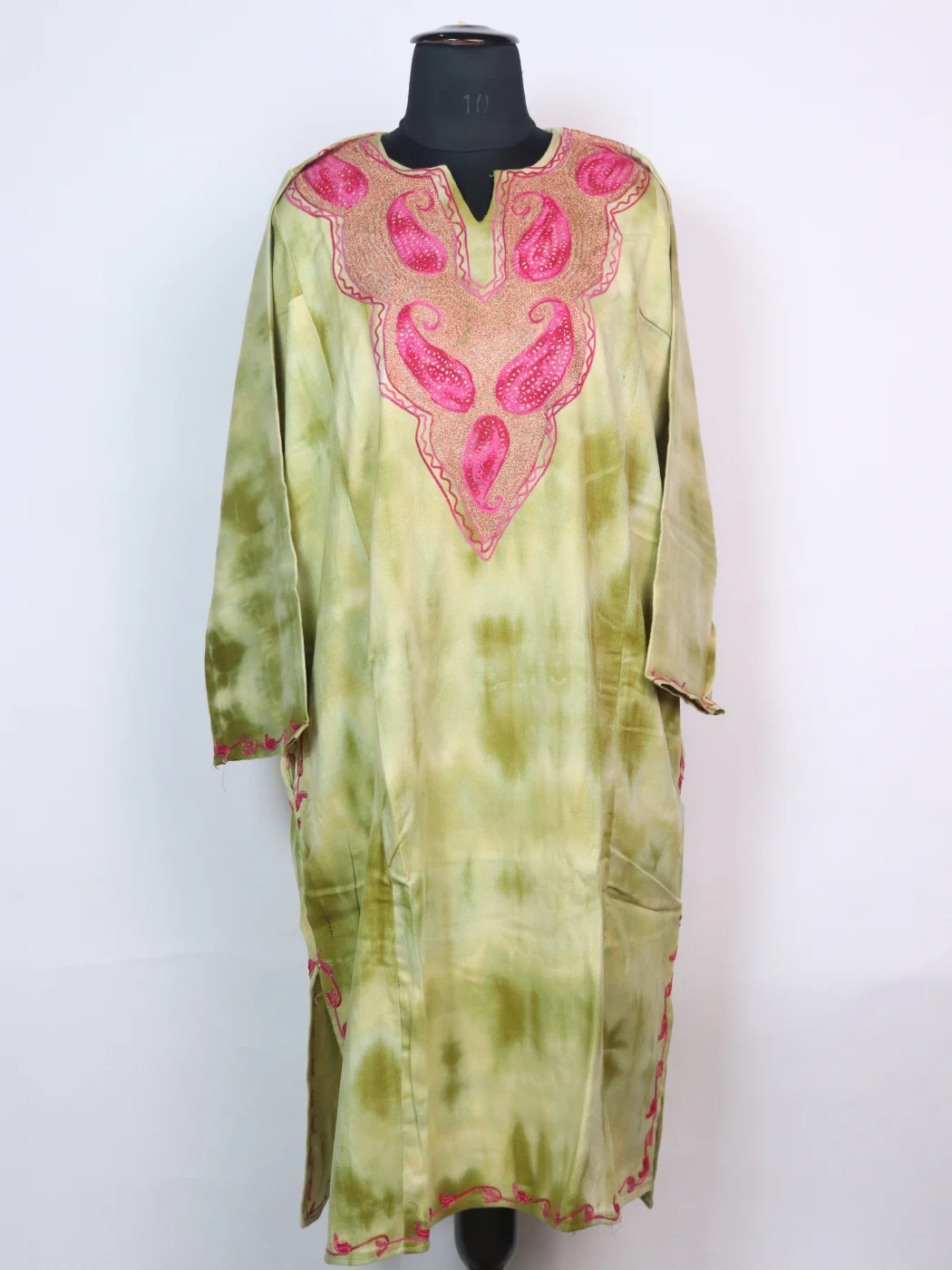 Green Kashmiri Pheran In Tie n Dye Cashmilon With Aari And Zari Work | Rutba