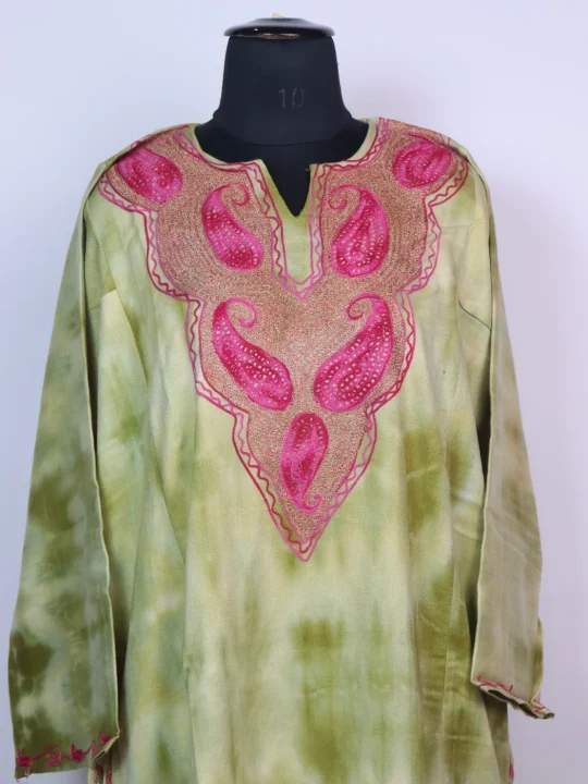 Green Kashmiri Pheran In Tie n Dye Cashmilon With Aari And Zari Work | Rutba - Image 2