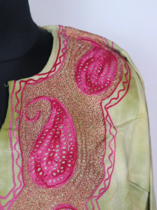 Green Kashmiri Pheran In Tie n Dye Cashmilon With Aari And Zari Work | Rutba - Image 3
