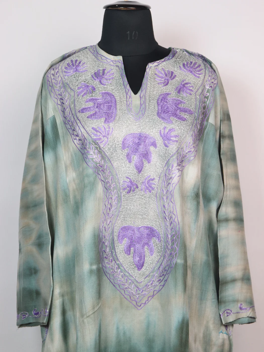 Rutba Kashmiri Pheran In Tie n Dye Cashmilon With Aari And Zari Work | Green - Image 2