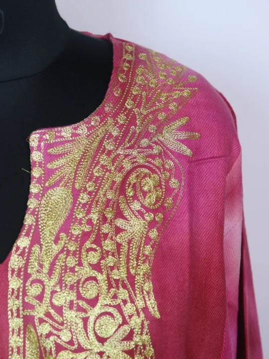 Zohra Kashmiri Pheran In Tie Dye Cashmilon With Zari Work | Rani Pink - Image 3