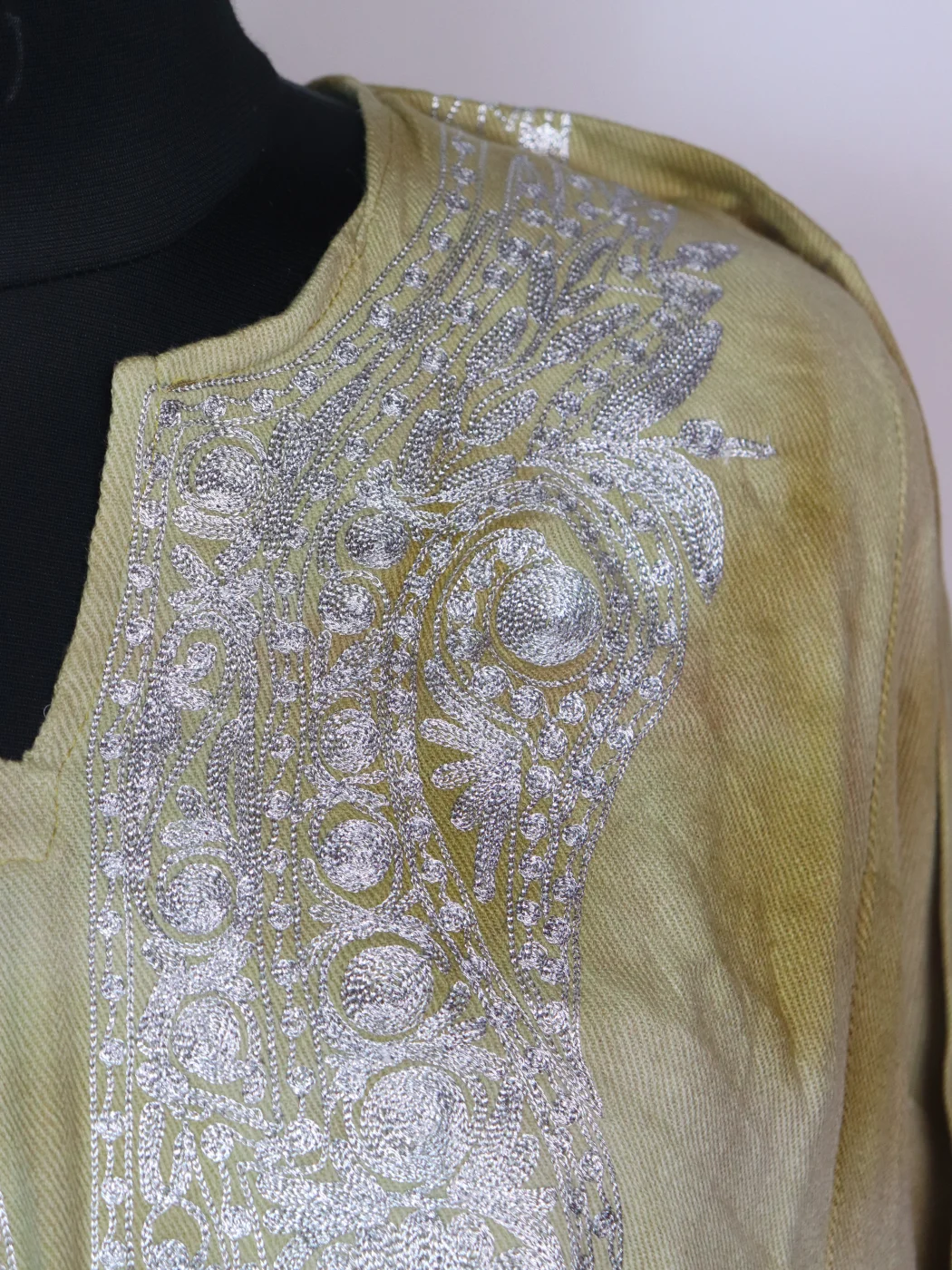 Tie Dye Kashmiri Pheran Zohra In Cashmilon With Zari Work | Olive Green - Image 3