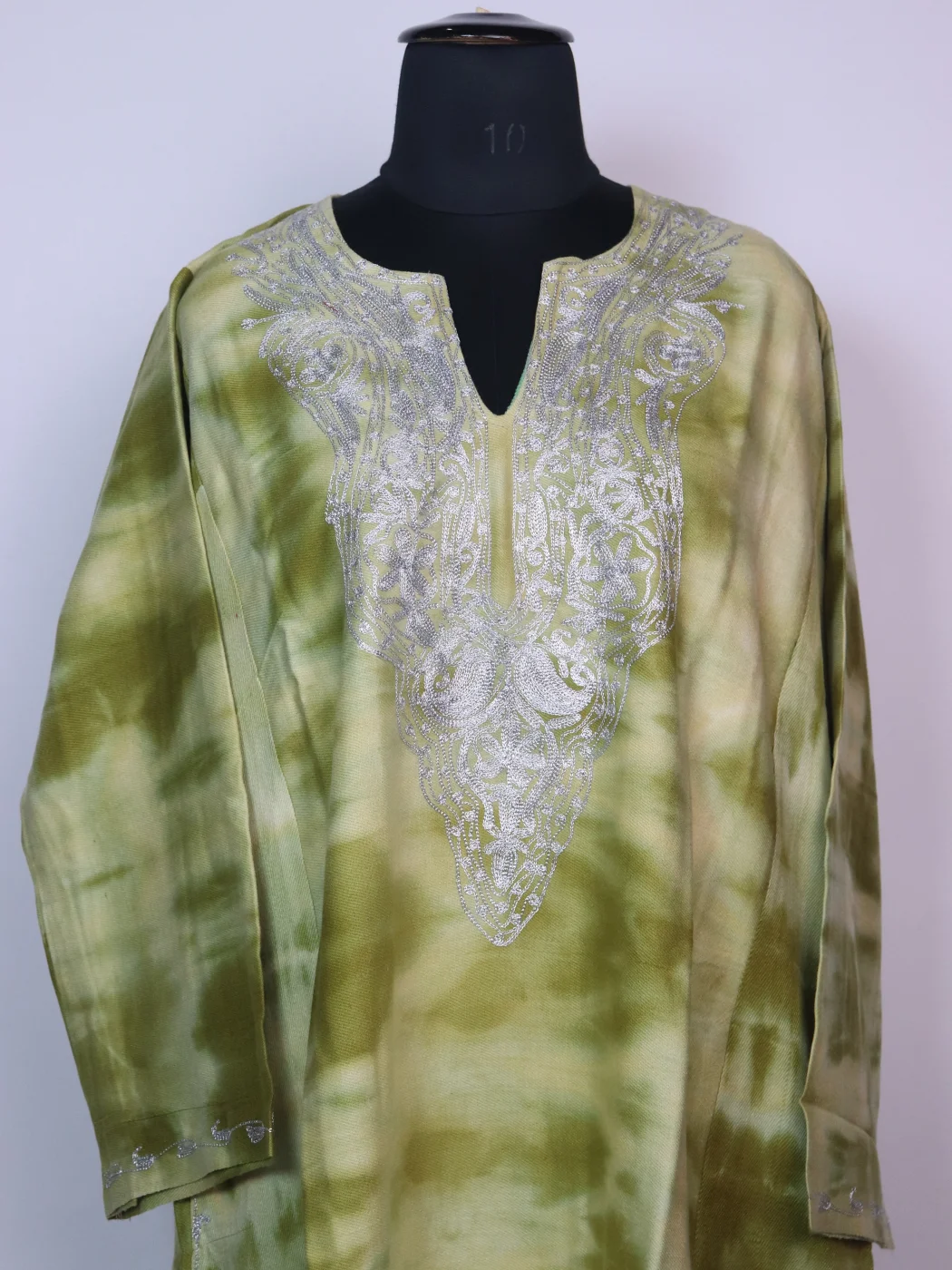 Zohra Kashmiri Pheran In Tie Dye Cashmilon With Zari Work | Olive Green - Image 2