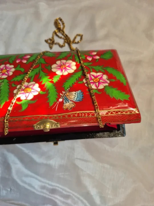 Kashmiri Paper Machie Clutch Bag For Women Zareen - Image 4