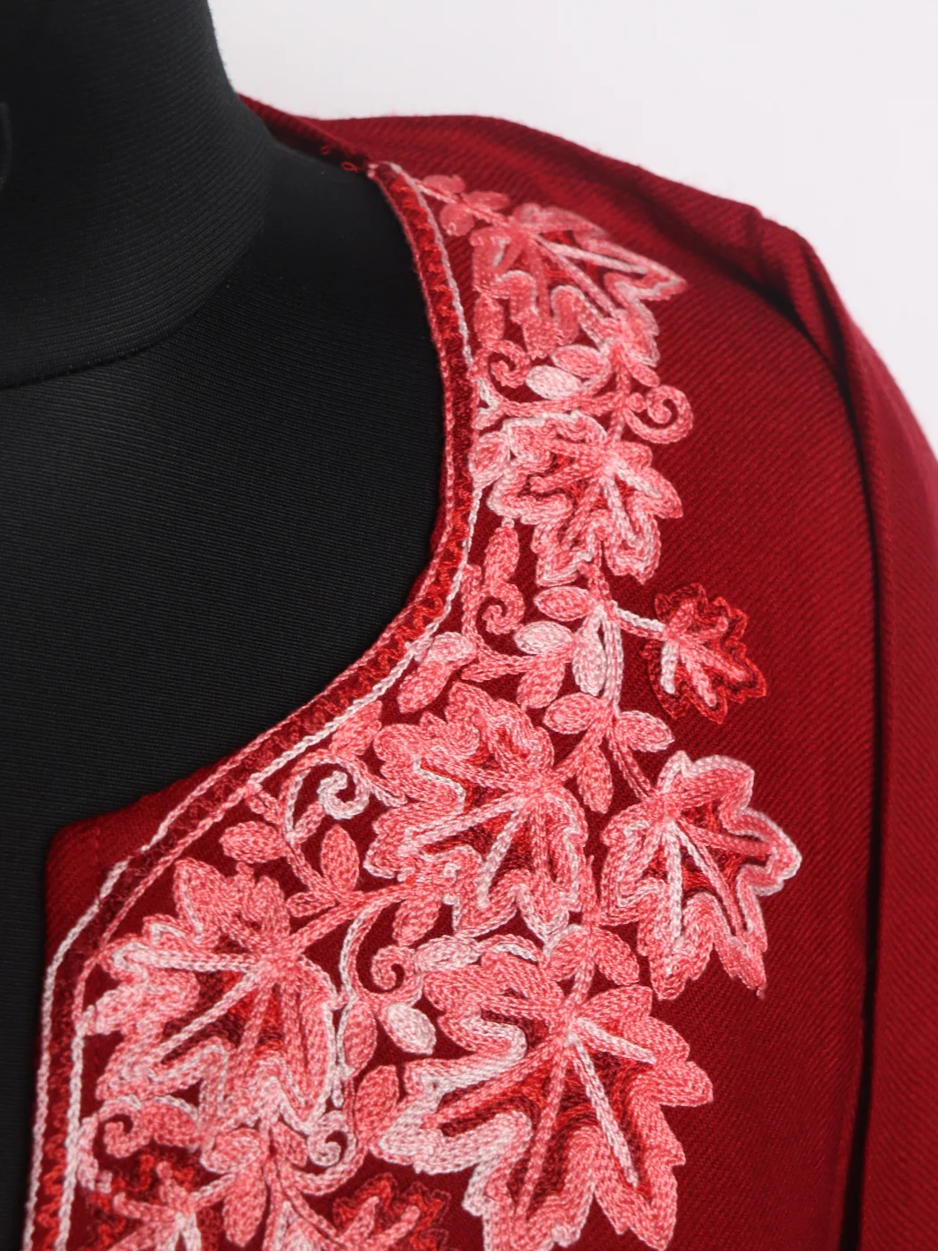 Kashmiri Pheran Siyam In Cashmilon wool With Aari Embroidery | Wine - Image 3