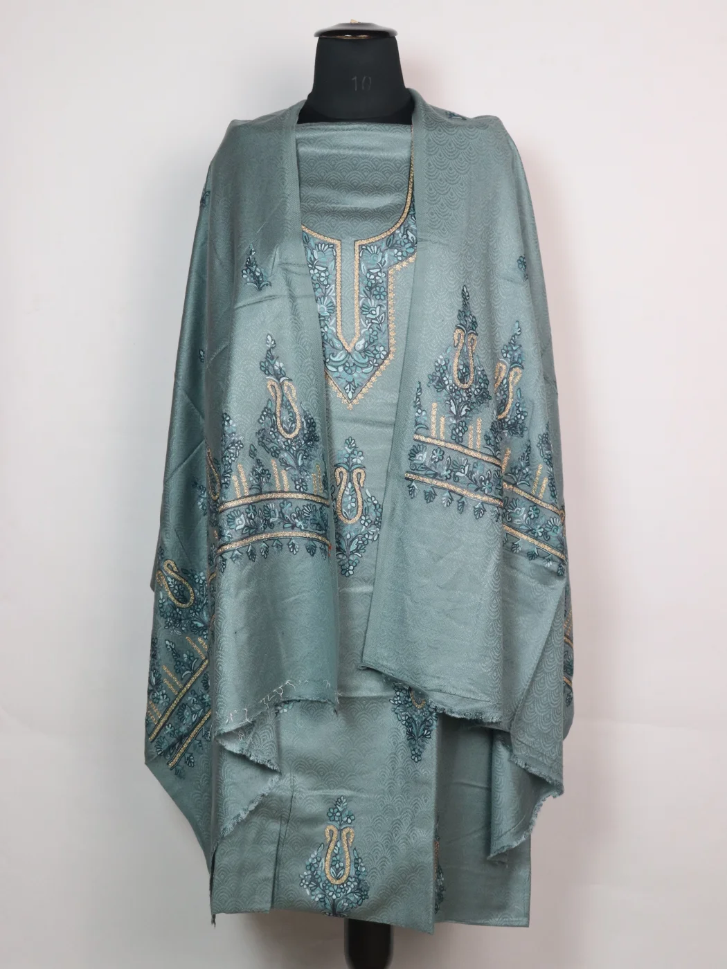 Kashmiri Green Woolen Suit In Wool With Aari And Zari Work With Dupatta 3Pc | Haseena