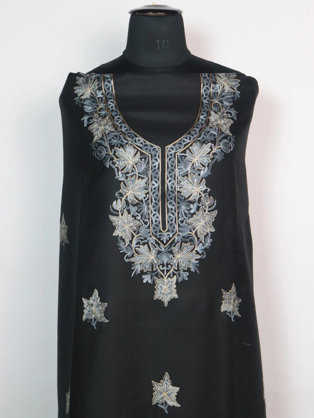 Black Woolen Suit With Chinar Gala Aari And Zari Work With Dupatta 3Pc | Sarwa - Image 2