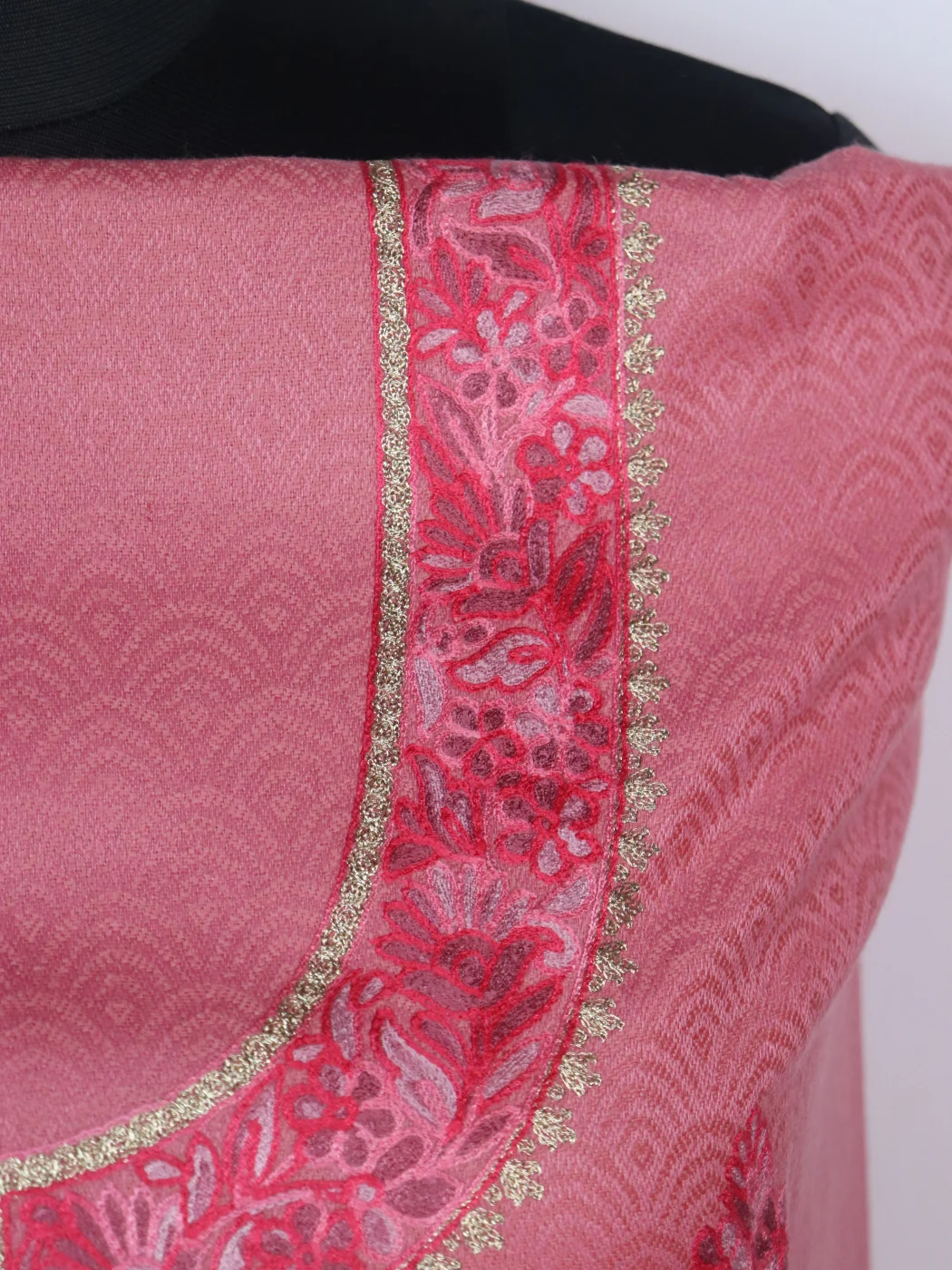 Shahana Kashmiri Woolen Suit With Aari And Zari Work With Dupatta 3Pc | Pink - Image 3
