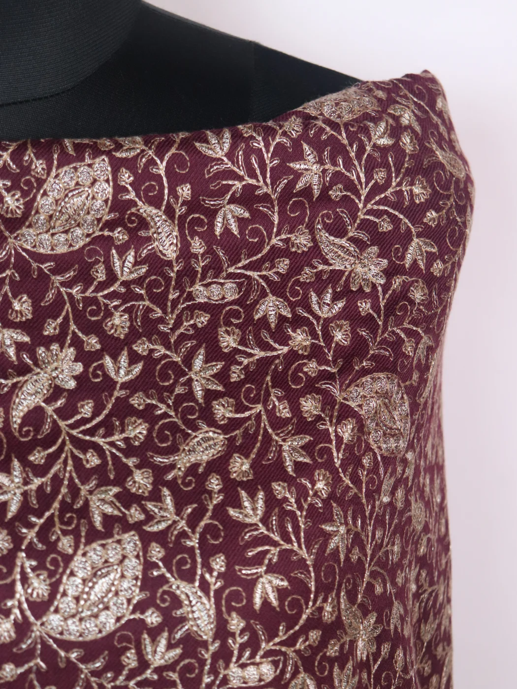 Mubashira Wine Wool Suit In Zari Work With Dupatta 3Pc - Image 3
