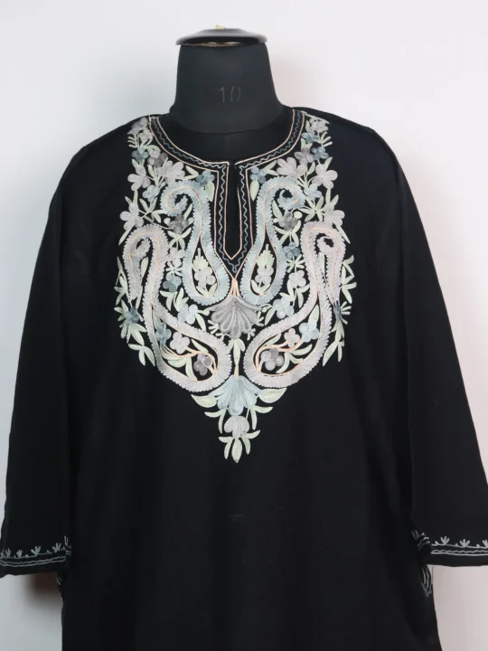 Kashmiri Pheran In Black Cashmilon wool With Aari Embroidery | Kubra - Image 2