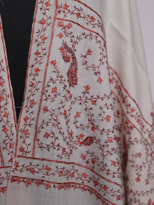 Kashmiri Stole In Polywool With Hand Sozni Embroidery | Off White | Zoon - Image 3