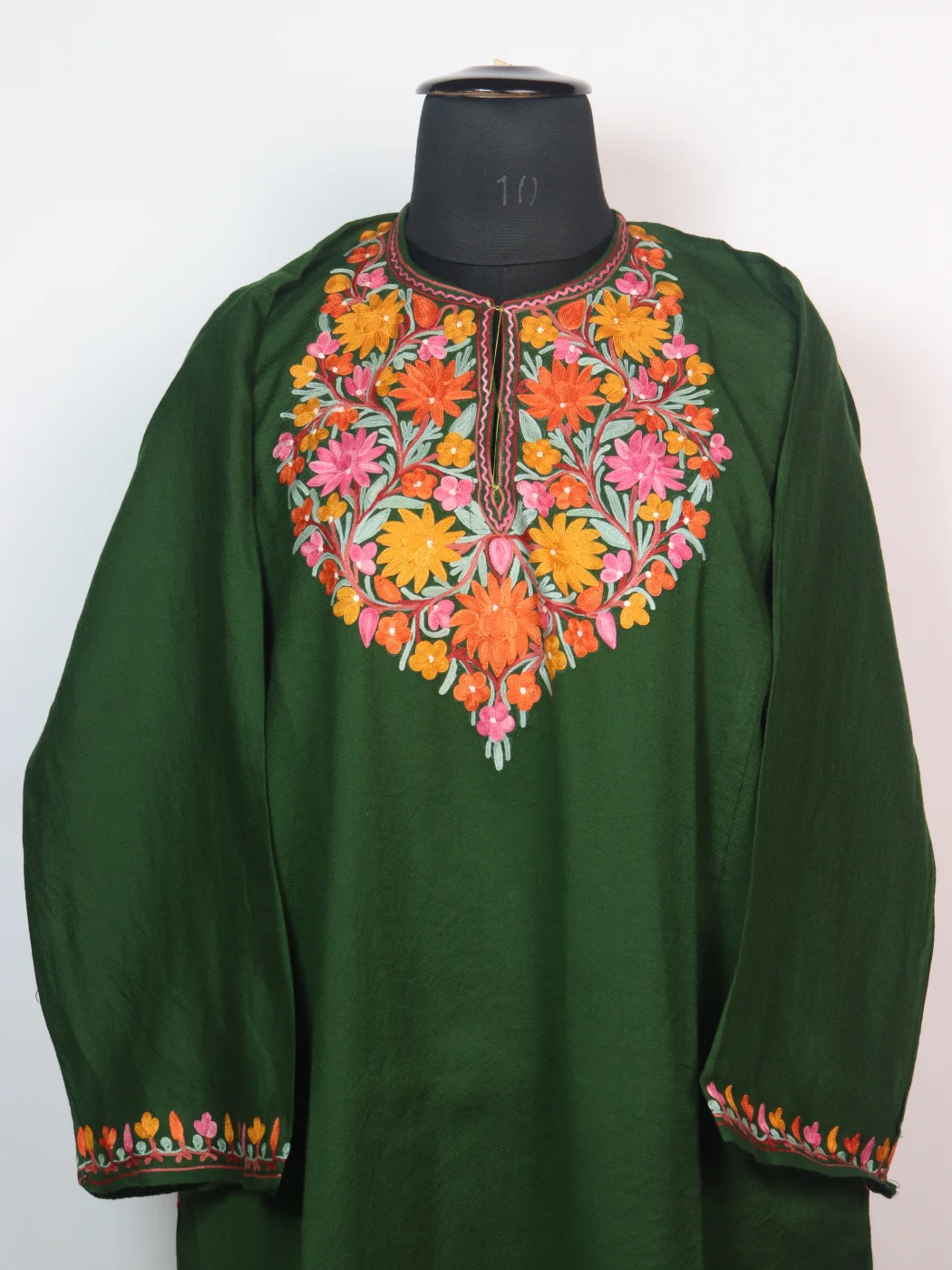 Gulnar Kashmiri Pheran In Count Wool With Aari Embroidery | Green - Image 2