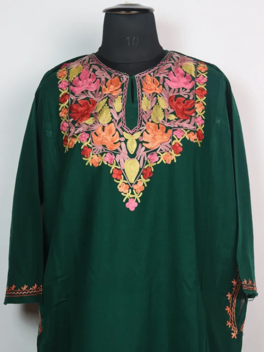 Yusra Kashmiri Pheran In Cashmilon wool With Aari Embroidery | Green - Image 2